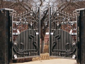 Кованые ворота